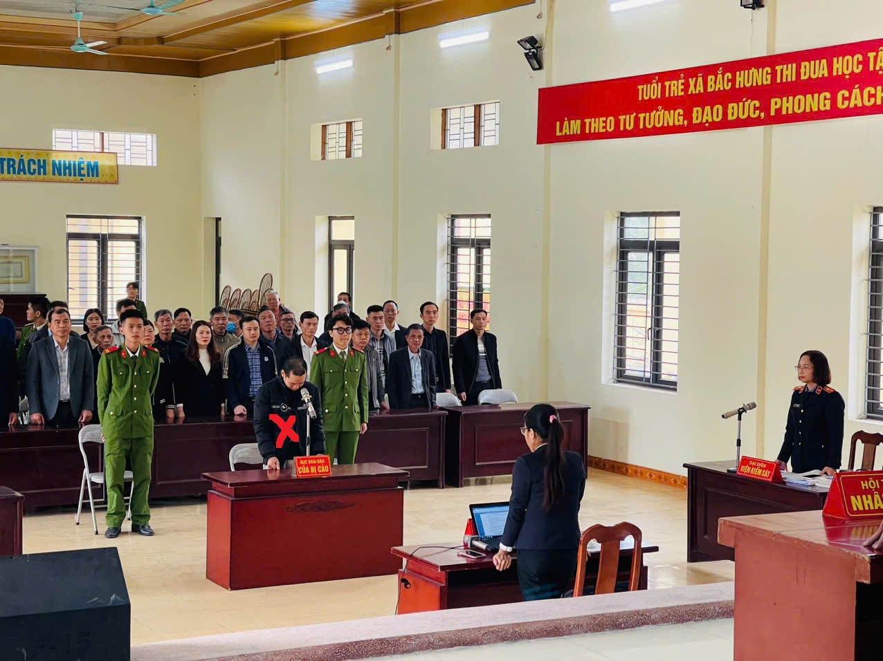 Tuyên án phạt đối tượng sản xuất và tàng trữ pháo nổ ở thôn Xuân Trại (Tiên Lãng) 36 tháng tù giam